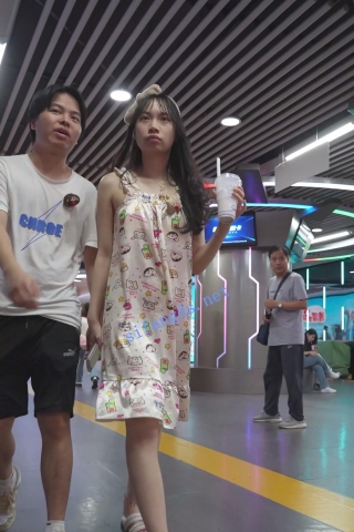 WN4(BC无内系列4)⭐通透裙全裸无内..极品馒头B..纯净肉体像硅胶娃娃